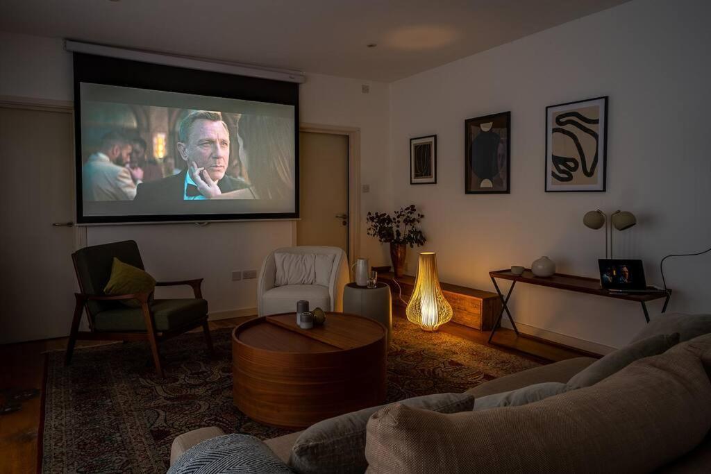 Penthouse At The Old Tea Factory Apartment London Bagian luar foto