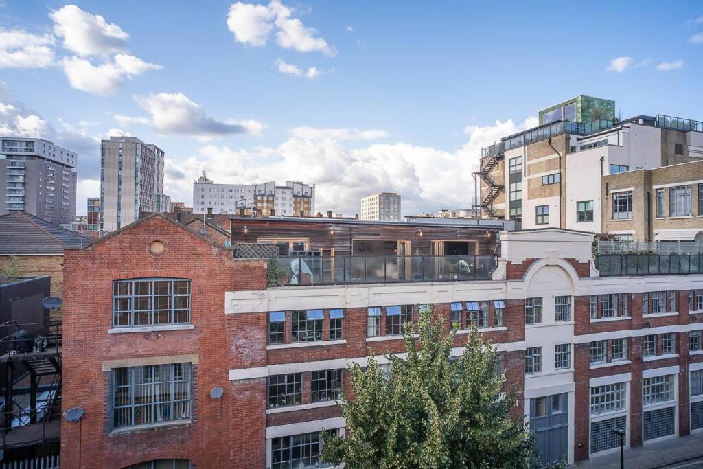 Penthouse At The Old Tea Factory Apartment London Bagian luar foto